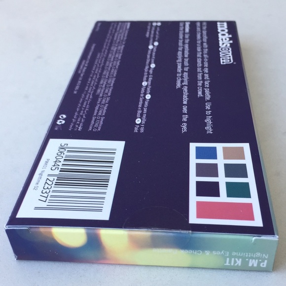 Models Own Eyeshadow palette - Picture 4 of 5